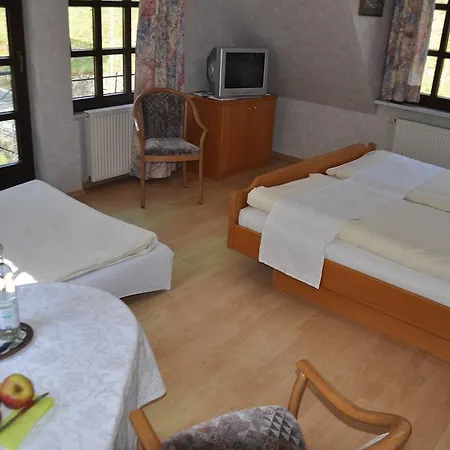 בית הארחה Gutsschaenke Sennerhof אוברווסל